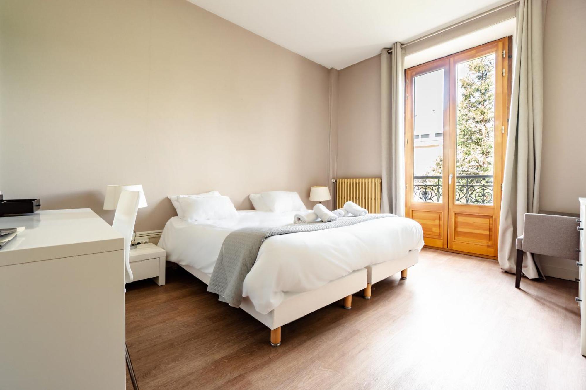 Hotel Gallia Екс ле Бен Екстериор снимка